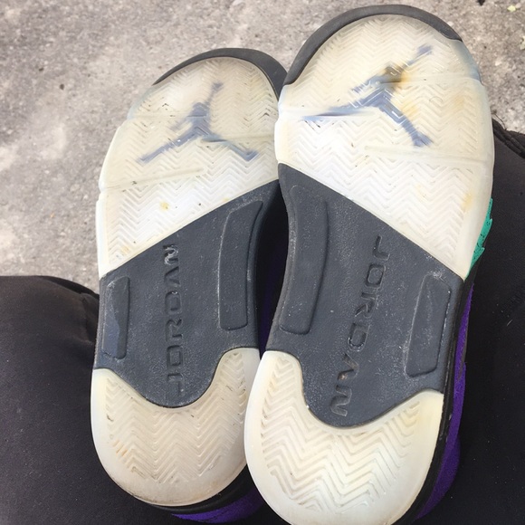 Jordan 5s - Picture 4 of 5